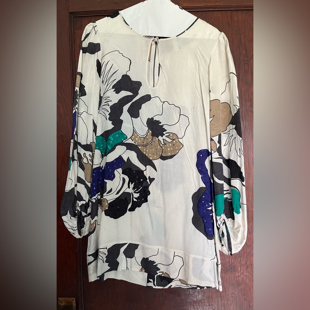 Dept size small dress